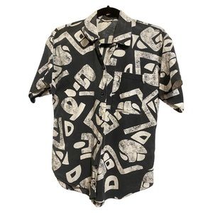 Vintage black and white geometric collared button up shirt